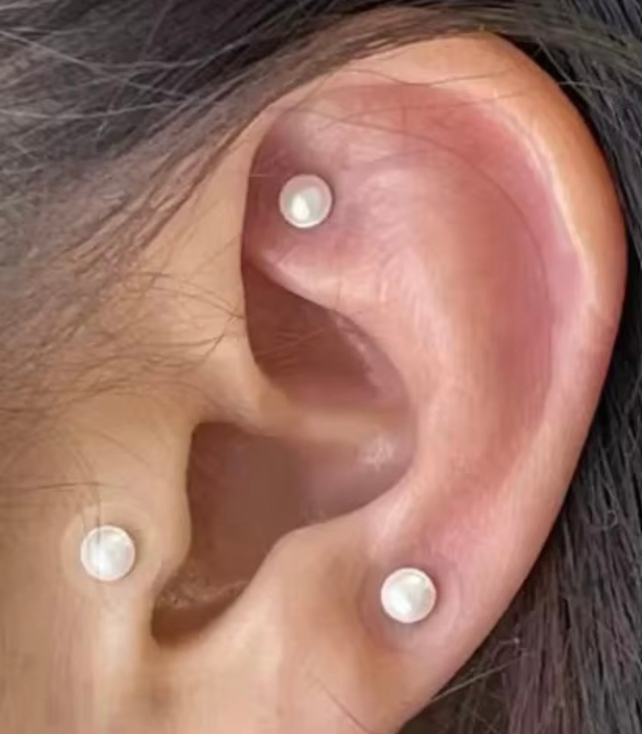 AURIC STUDS PREMIUM - PEARL & CRYSTAL